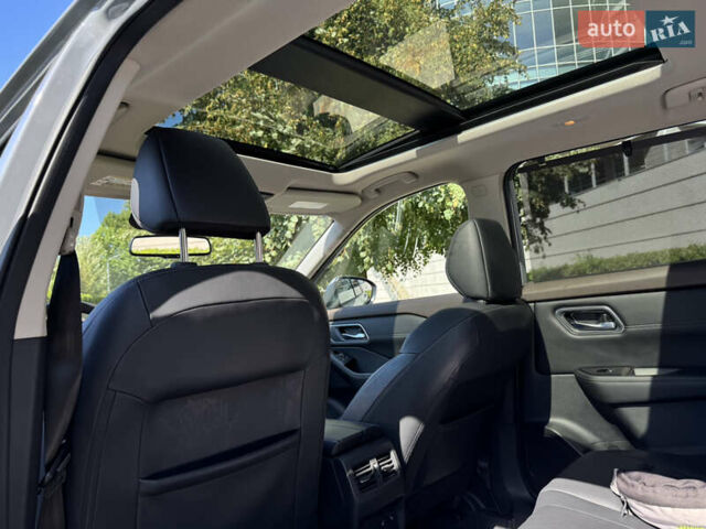 Сірий Ніссан Rogue, об'ємом двигуна 2.49 л та пробігом 27 тис. км за 30900 $, фото 21 на Automoto.ua