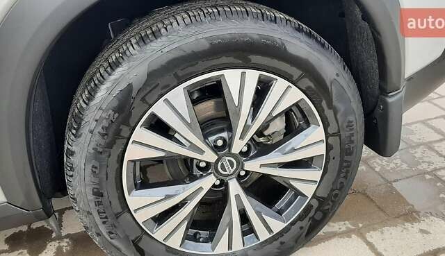 Серый Ниссан Rogue, объемом двигателя 2.5 л и пробегом 46 тыс. км за 29000 $, фото 23 на Automoto.ua