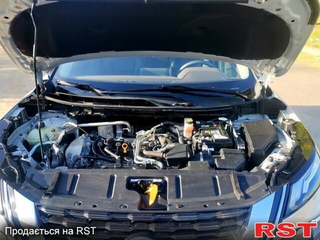 Серый Ниссан Rogue, объемом двигателя 2.5 л и пробегом 61 тыс. км за 22450 $, фото 6 на Automoto.ua