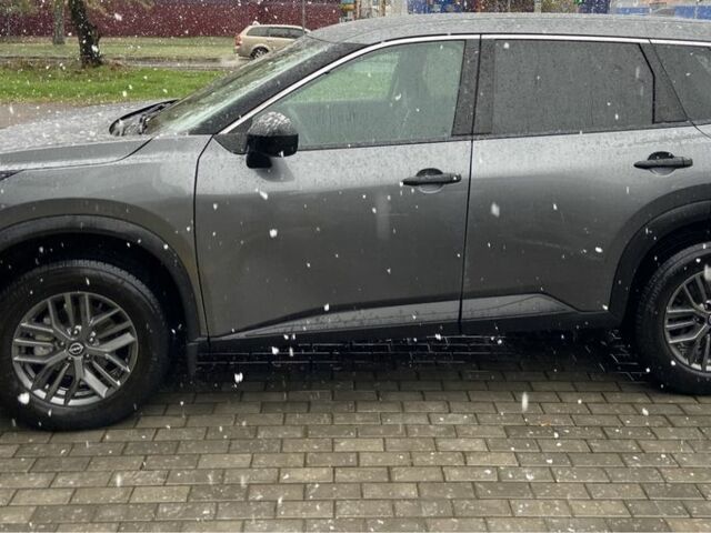 Серый Ниссан Rogue, объемом двигателя 2.5 л и пробегом 79 тыс. км за 21000 $, фото 7 на Automoto.ua