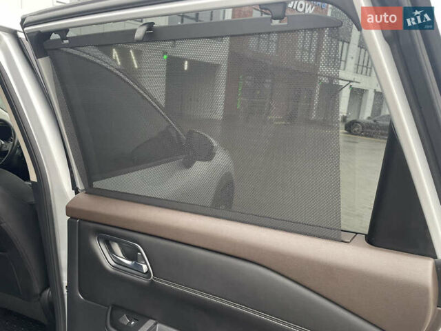 Серый Ниссан Rogue, объемом двигателя 2.49 л и пробегом 145 тыс. км за 22850 $, фото 28 на Automoto.ua