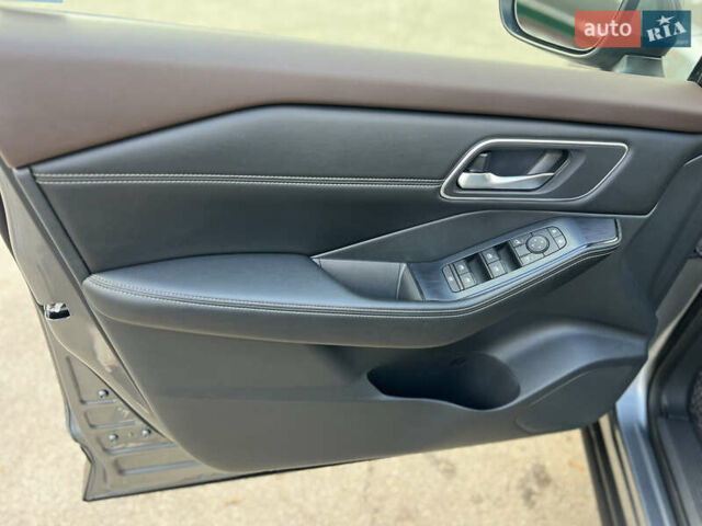 Сірий Ніссан Rogue, об'ємом двигуна 2.49 л та пробігом 91 тис. км за 22700 $, фото 14 на Automoto.ua