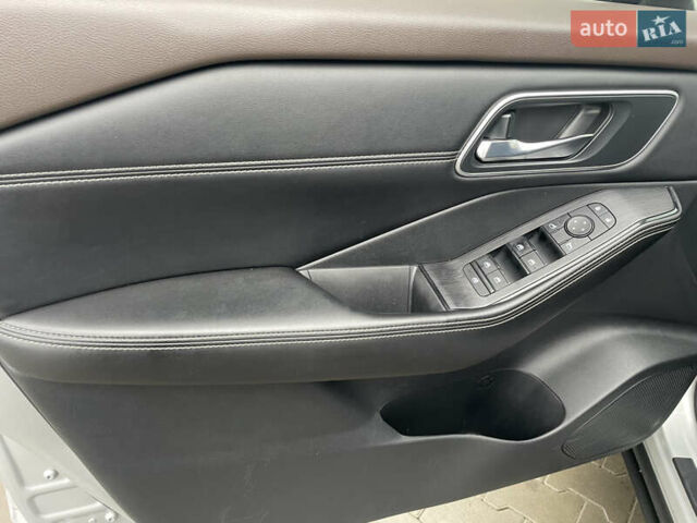 Серый Ниссан Rogue, объемом двигателя 2.49 л и пробегом 145 тыс. км за 22850 $, фото 36 на Automoto.ua