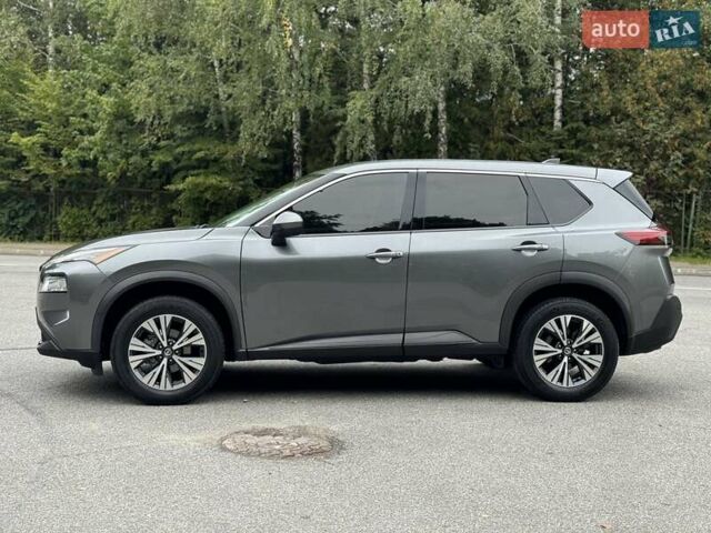 Сірий Ніссан Rogue, об'ємом двигуна 2.49 л та пробігом 127 тис. км за 18800 $, фото 15 на Automoto.ua