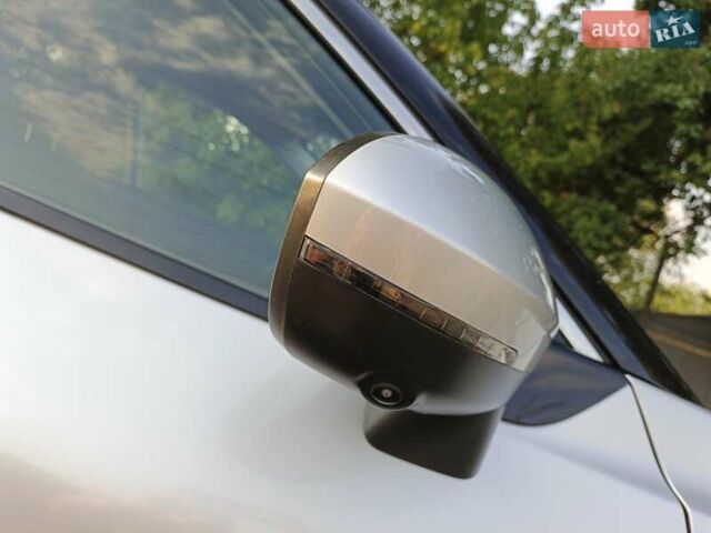 Серый Ниссан Rogue, объемом двигателя 2.49 л и пробегом 104 тыс. км за 21600 $, фото 14 на Automoto.ua