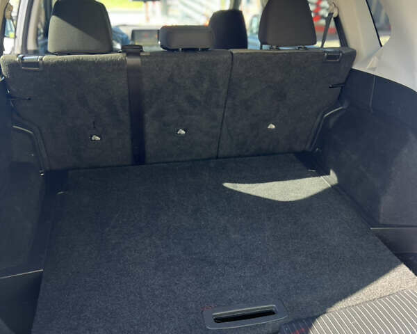 Серый Ниссан Rogue, объемом двигателя 2.49 л и пробегом 152 тыс. км за 19499 $, фото 30 на Automoto.ua