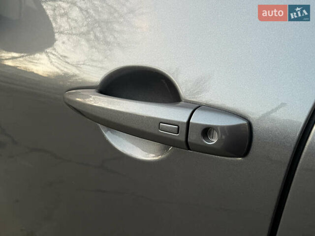 Серый Ниссан Rogue, объемом двигателя 2.49 л и пробегом 151 тыс. км за 19990 $, фото 8 на Automoto.ua