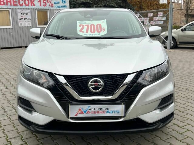 Серый Ниссан Rogue, объемом двигателя 2 л и пробегом 123 тыс. км за 14999 $, фото 1 на Automoto.ua