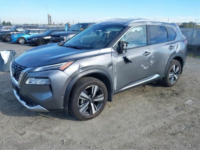 Серый Ниссан Rogue, объемом двигателя 1.5 л и пробегом 44 тыс. км за 14900 $, фото 2 на Automoto.ua