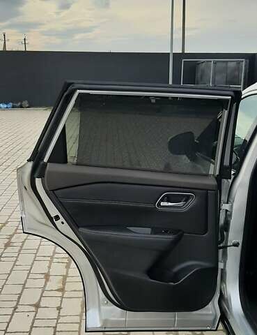 Серый Ниссан Rogue, объемом двигателя 2.5 л и пробегом 46 тыс. км за 29000 $, фото 29 на Automoto.ua