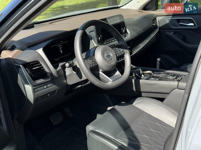 Сірий Ніссан Rogue, об'ємом двигуна 2.49 л та пробігом 27 тис. км за 30900 $, фото 51 на Automoto.ua