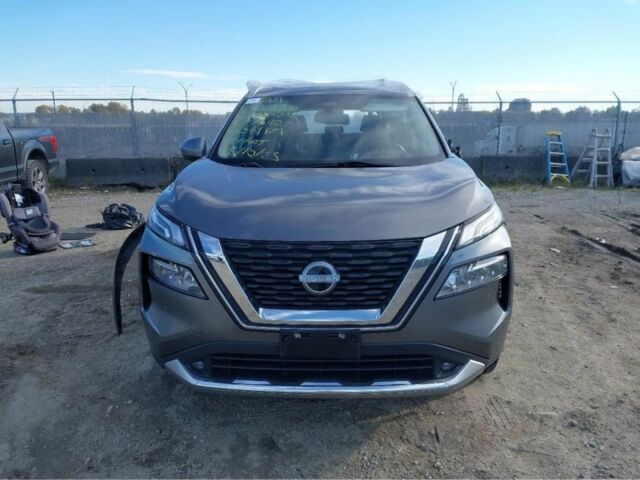 Серый Ниссан Rogue, объемом двигателя 1.5 л и пробегом 44 тыс. км за 14900 $, фото 1 на Automoto.ua