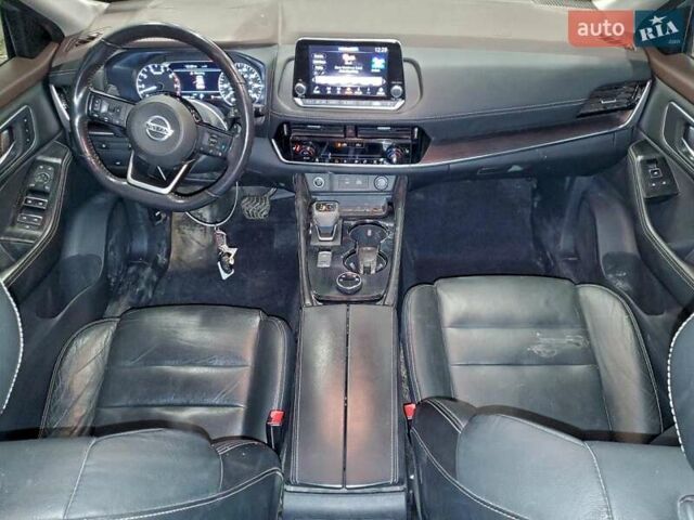 Серый Ниссан Rogue, объемом двигателя 2.49 л и пробегом 129 тыс. км за 5100 $, фото 7 на Automoto.ua