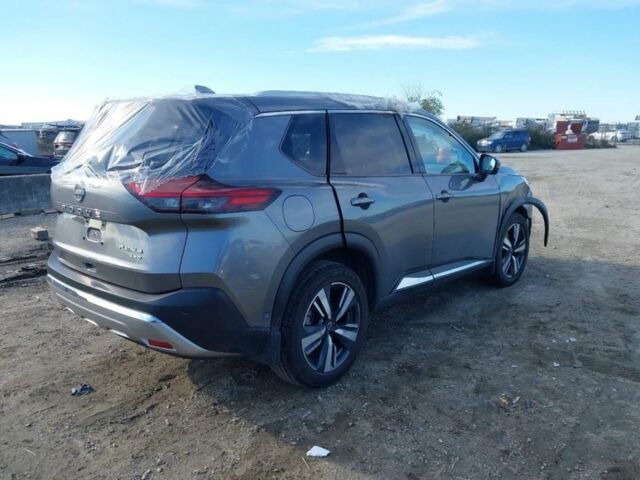 Серый Ниссан Rogue, объемом двигателя 1.5 л и пробегом 44 тыс. км за 14900 $, фото 4 на Automoto.ua