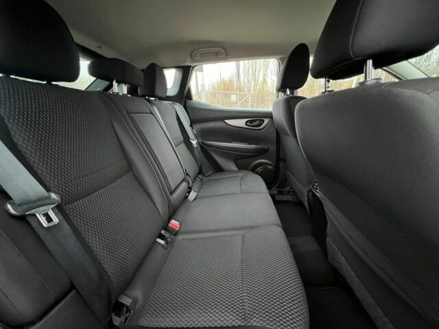 Серый Ниссан Rogue, объемом двигателя 2 л и пробегом 123 тыс. км за 14999 $, фото 19 на Automoto.ua