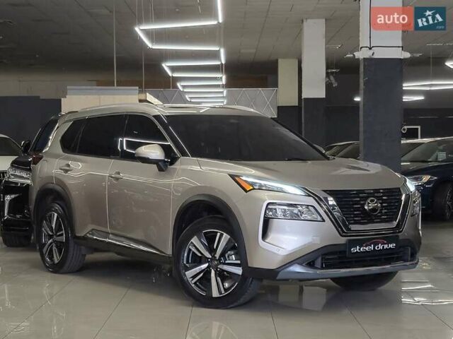 Серый Ниссан Rogue, объемом двигателя 2.5 л и пробегом 97 тыс. км за 24899 $, фото 3 на Automoto.ua