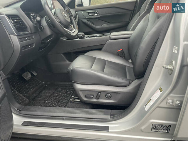 Серый Ниссан Rogue, объемом двигателя 2.49 л и пробегом 145 тыс. км за 22850 $, фото 34 на Automoto.ua