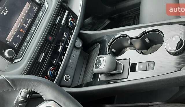 Серый Ниссан Rogue, объемом двигателя 2.5 л и пробегом 46 тыс. км за 29000 $, фото 22 на Automoto.ua