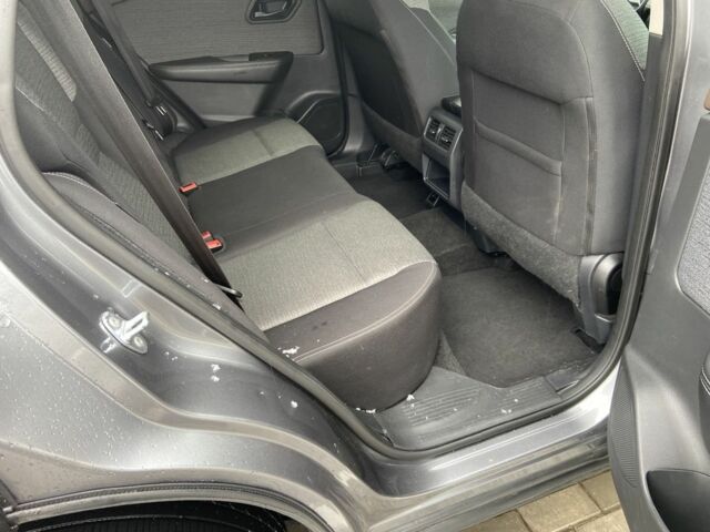 Серый Ниссан Rogue, объемом двигателя 2.5 л и пробегом 79 тыс. км за 21000 $, фото 12 на Automoto.ua