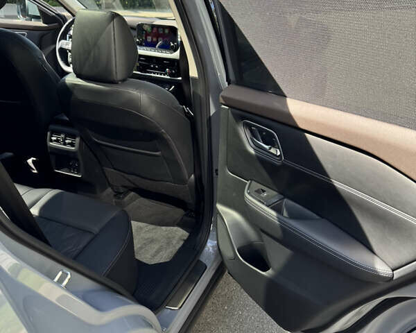 Сірий Ніссан Rogue, об'ємом двигуна 2.49 л та пробігом 27 тис. км за 30900 $, фото 62 на Automoto.ua