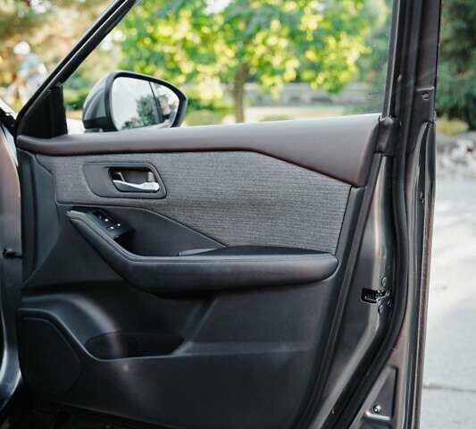 Сірий Ніссан Rogue, об'ємом двигуна 2.49 л та пробігом 125 тис. км за 24200 $, фото 29 на Automoto.ua