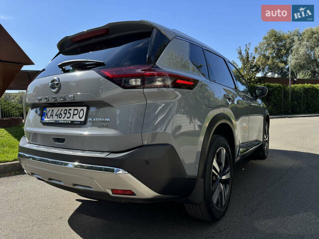 Сірий Ніссан Rogue, об'ємом двигуна 2.49 л та пробігом 27 тис. км за 30900 $, фото 24 на Automoto.ua