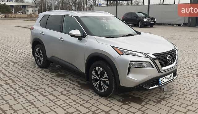 Серый Ниссан Rogue, объемом двигателя 2.5 л и пробегом 46 тыс. км за 29000 $, фото 5 на Automoto.ua
