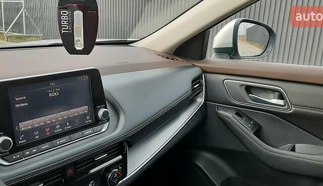 Серый Ниссан Rogue, объемом двигателя 2.5 л и пробегом 46 тыс. км за 29000 $, фото 21 на Automoto.ua