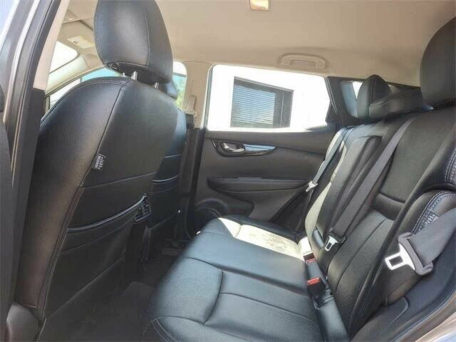 Серый Ниссан Rogue, объемом двигателя 2 л и пробегом 19 тыс. км за 11999 $, фото 9 на Automoto.ua