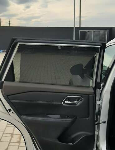 Серый Ниссан Rogue, объемом двигателя 2.5 л и пробегом 46 тыс. км за 29000 $, фото 30 на Automoto.ua