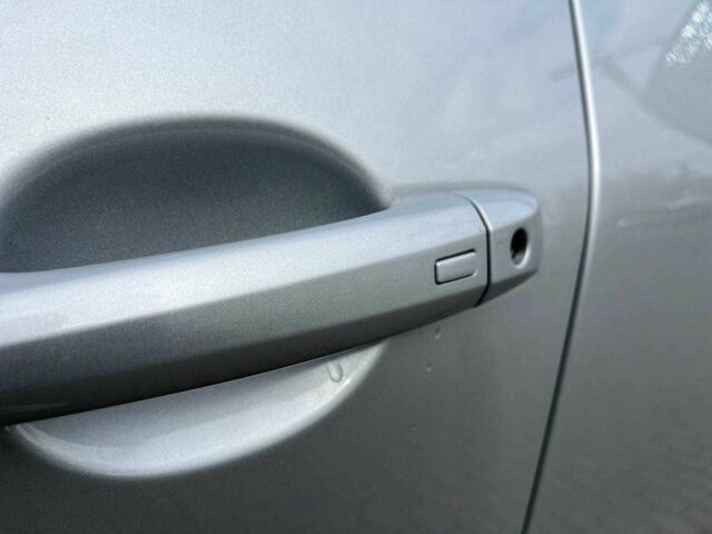 Сірий Ніссан Rogue, об'ємом двигуна 1.5 л та пробігом 449 тис. км за 22500 $, фото 8 на Automoto.ua