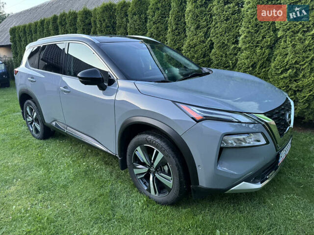 Сірий Ніссан Rogue, об'ємом двигуна 1.5 л та пробігом 32 тис. км за 28000 $, фото 8 на Automoto.ua