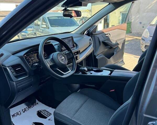 Сірий Ніссан Rogue, об'ємом двигуна 1.5 л та пробігом 25 тис. км за 20000 $, фото 8 на Automoto.ua