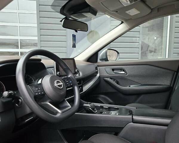 Серый Ниссан Rogue, объемом двигателя 1.5 л и пробегом 40 тыс. км за 18499 $, фото 44 на Automoto.ua