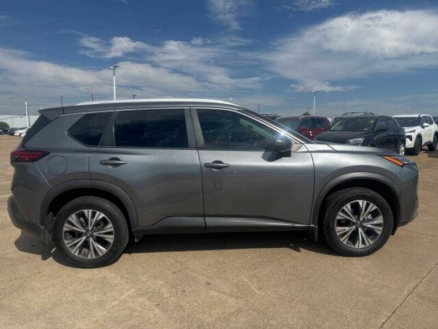 Сірий Ніссан Rogue, об'ємом двигуна 1.5 л та пробігом 10 тис. км за 8400 $, фото 3 на Automoto.ua