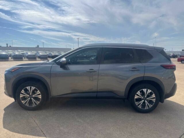 Сірий Ніссан Rogue, об'ємом двигуна 1.5 л та пробігом 10 тис. км за 8400 $, фото 4 на Automoto.ua