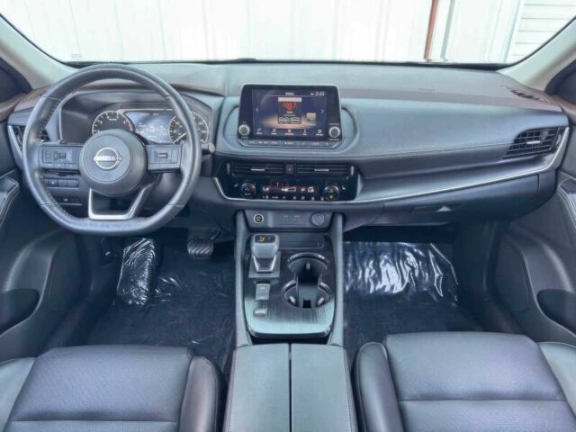 Сірий Ніссан Rogue, об'ємом двигуна 1.5 л та пробігом 13 тис. км за 14800 $, фото 9 на Automoto.ua