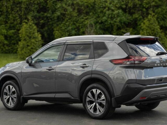 Сірий Ніссан Rogue, об'ємом двигуна 1.5 л та пробігом 14 тис. км за 5450 $, фото 3 на Automoto.ua