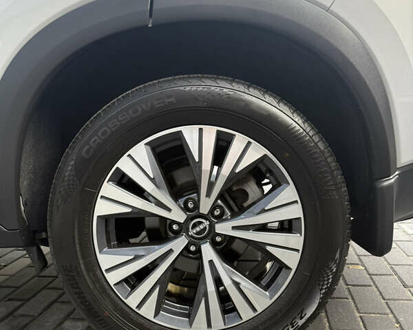 Сірий Ніссан Rogue, об'ємом двигуна 1.5 л та пробігом 72 тис. км за 22500 $, фото 15 на Automoto.ua