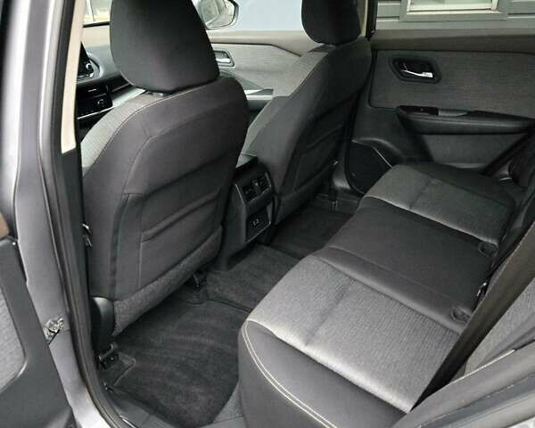 Серый Ниссан Rogue, объемом двигателя 1.5 л и пробегом 40 тыс. км за 18499 $, фото 47 на Automoto.ua