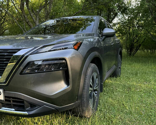 Серый Ниссан Rogue, объемом двигателя 1.48 л и пробегом 30 тыс. км за 22350 $, фото 20 на Automoto.ua