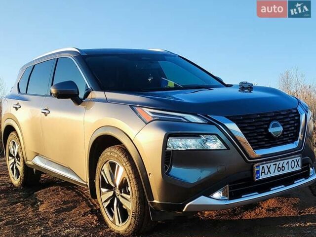 Серый Ниссан Rogue, объемом двигателя 1.5 л и пробегом 36 тыс. км за 34700 $, фото 9 на Automoto.ua