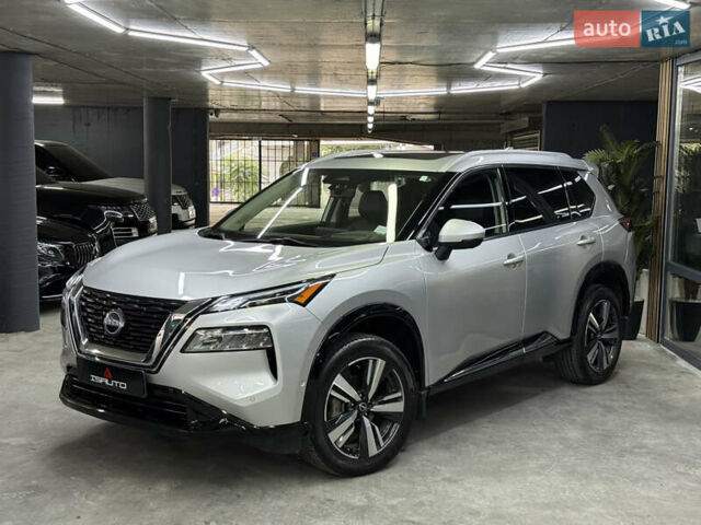 Серый Ниссан Rogue, объемом двигателя 1.5 л и пробегом 29 тыс. км за 28900 $, фото 5 на Automoto.ua