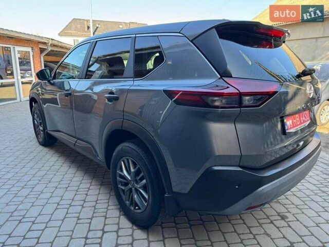 Сірий Ніссан Rogue, об'ємом двигуна 1.5 л та пробігом 25 тис. км за 20000 $, фото 4 на Automoto.ua