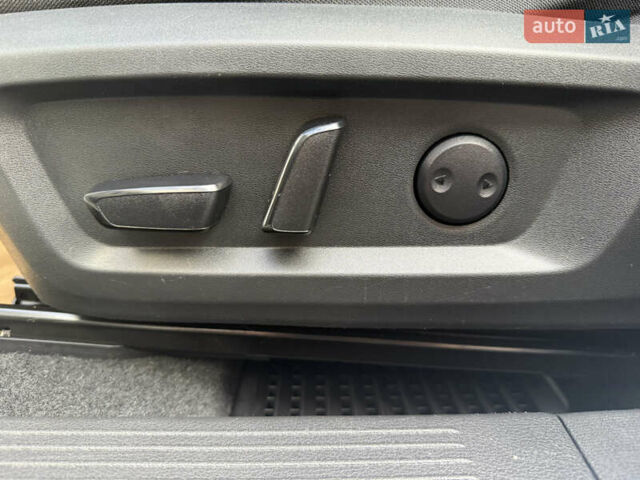 Сірий Ніссан Rogue, об'ємом двигуна 1.5 л та пробігом 72 тис. км за 22500 $, фото 40 на Automoto.ua