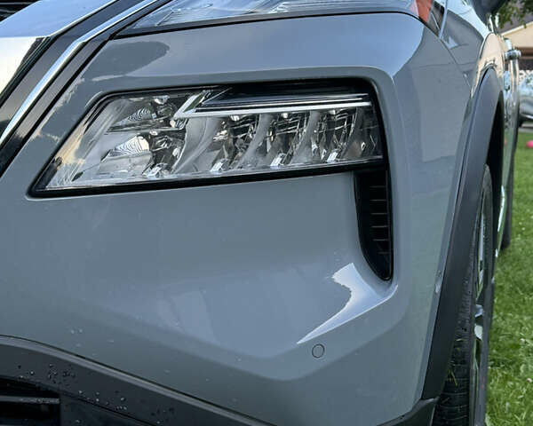 Сірий Ніссан Rogue, об'ємом двигуна 1.5 л та пробігом 32 тис. км за 28000 $, фото 26 на Automoto.ua