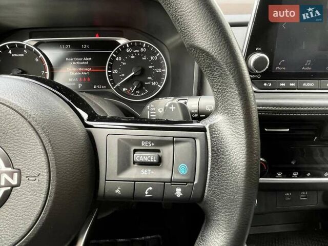 Сірий Ніссан Rogue, об'ємом двигуна 2.39 л та пробігом 109 тис. км за 22500 $, фото 20 на Automoto.ua