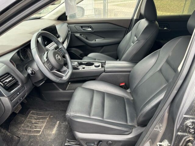 Серый Ниссан Rogue, объемом двигателя 1.5 л и пробегом 47 тыс. км за 20500 $, фото 12 на Automoto.ua