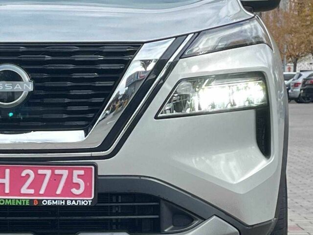 Сірий Ніссан Rogue, об'ємом двигуна 1.5 л та пробігом 449 тис. км за 22500 $, фото 7 на Automoto.ua