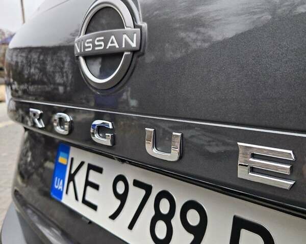 Серый Ниссан Rogue, объемом двигателя 1.5 л и пробегом 40 тыс. км за 18499 $, фото 23 на Automoto.ua